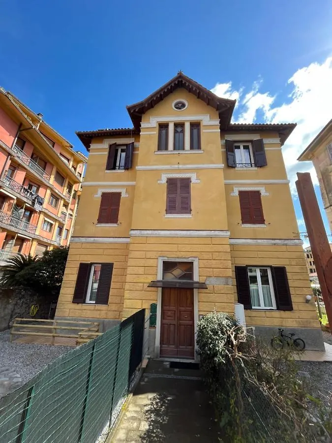 Levante Central Rooms Levanto 0*,  Italy